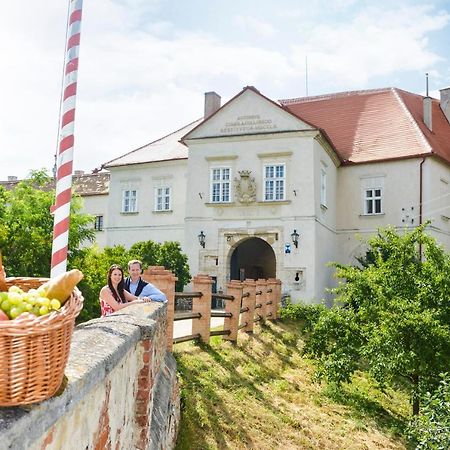 Schlosshotel Mailberg Exterior photo