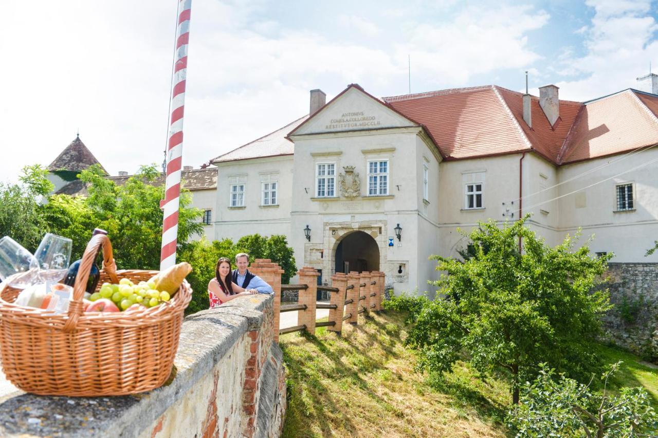 Schlosshotel Mailberg Exterior photo
