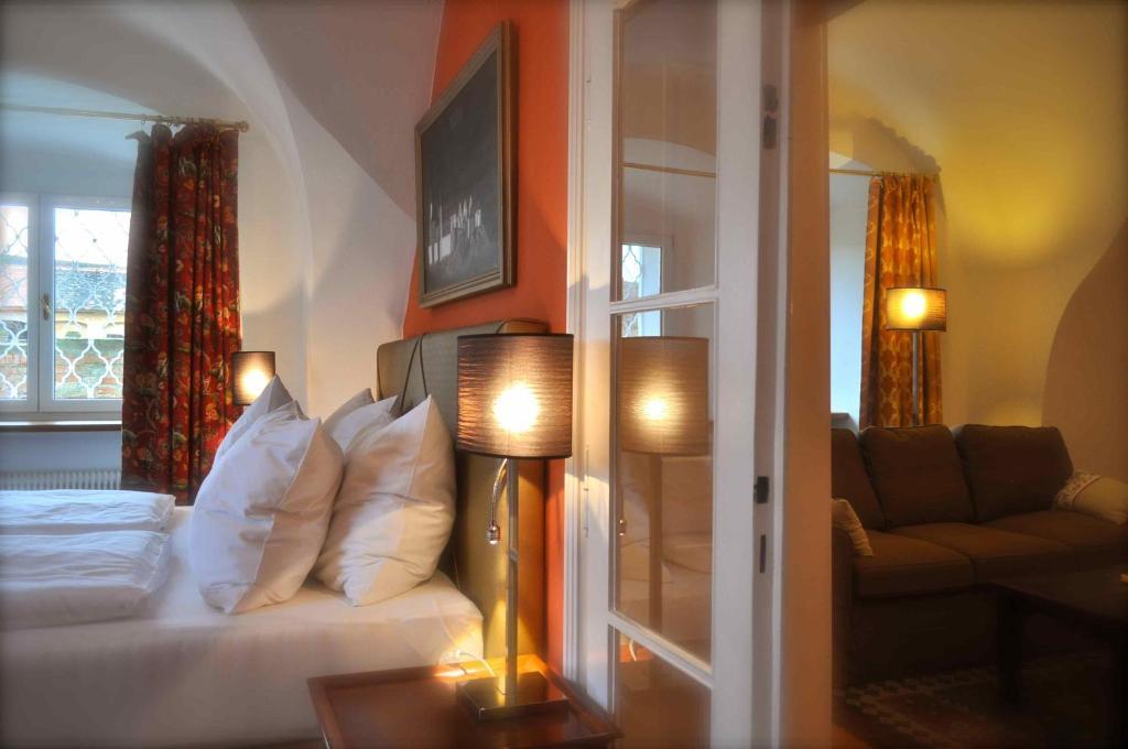 Schlosshotel Mailberg Room photo